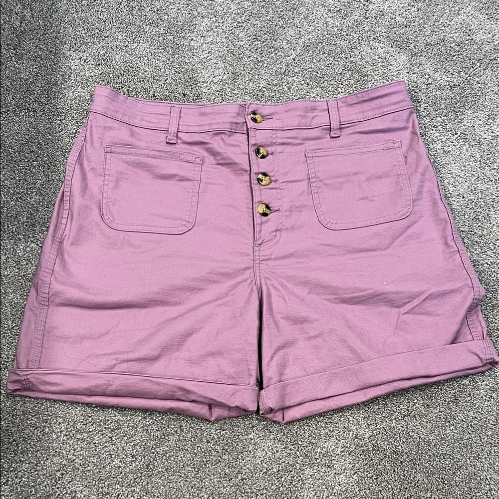 Lee Women's Mauve Shorts